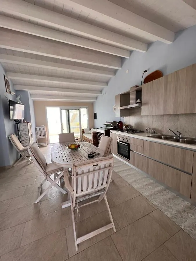 Fronte Mare S'Arena Scoada Apartamento Putzu Idu Itália